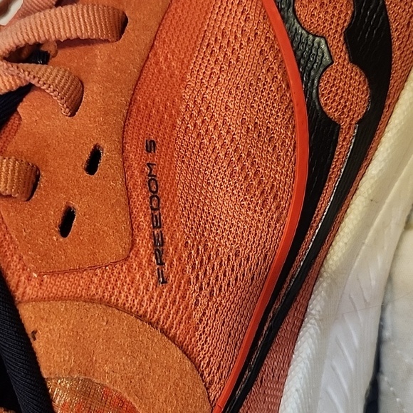 Saucony Freedom 5 Running Shoes Red W10 - Picture 10 of 10